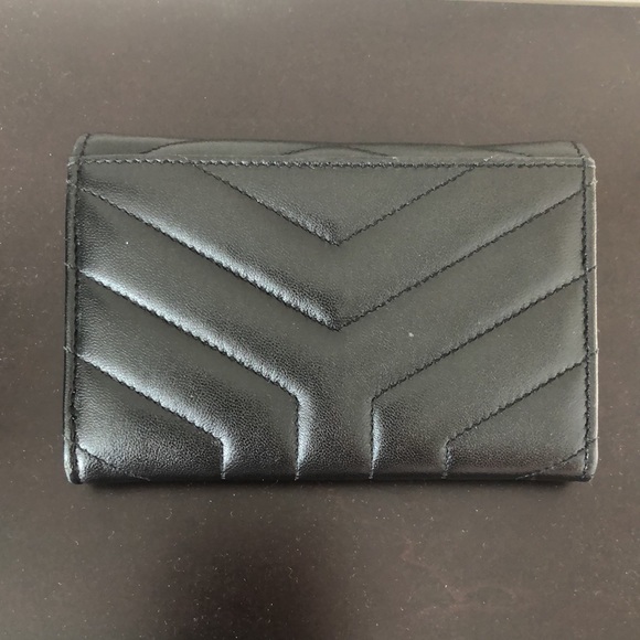 SOLD YSL Saint Laurent quilted loulou leather wallet - Picture 7 of 14